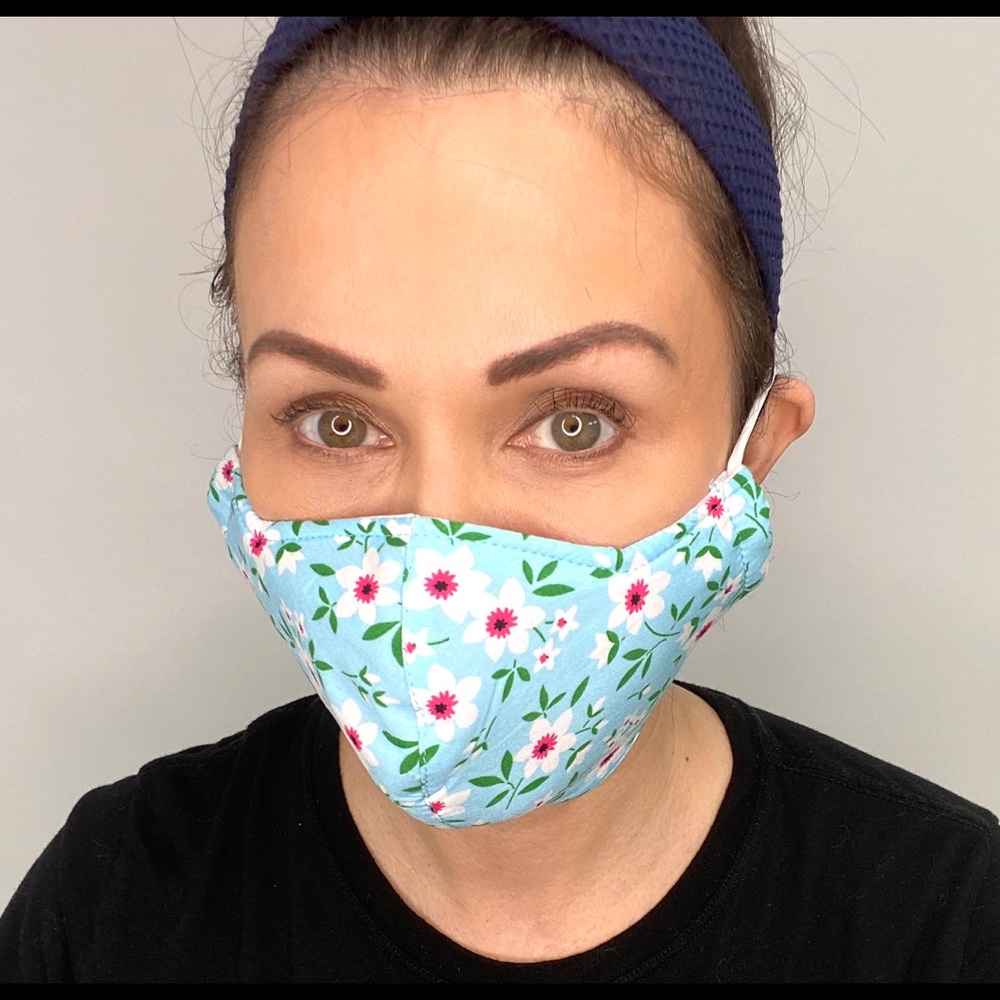 Pretty flower quilted face mask